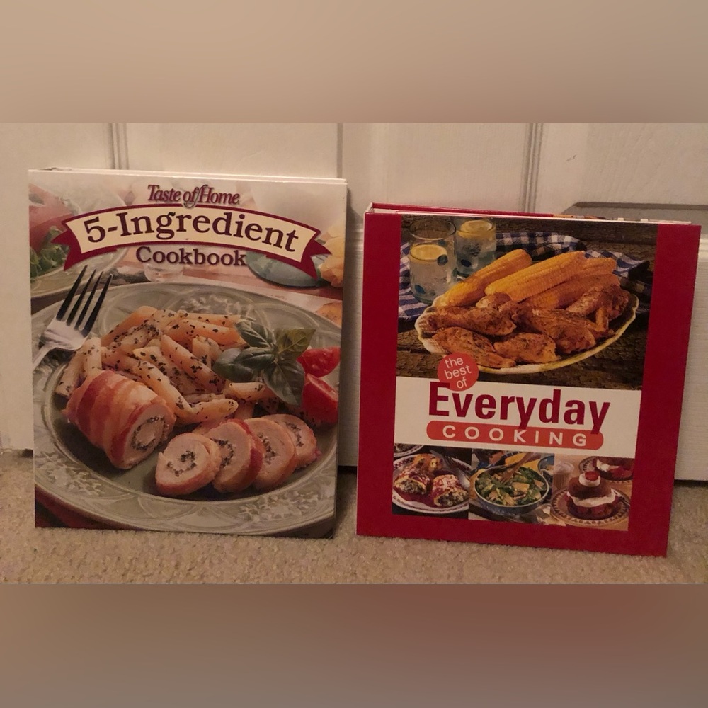Taste of Home 5- Ingredient & The Best of Everyday Cooking Cookbook Set